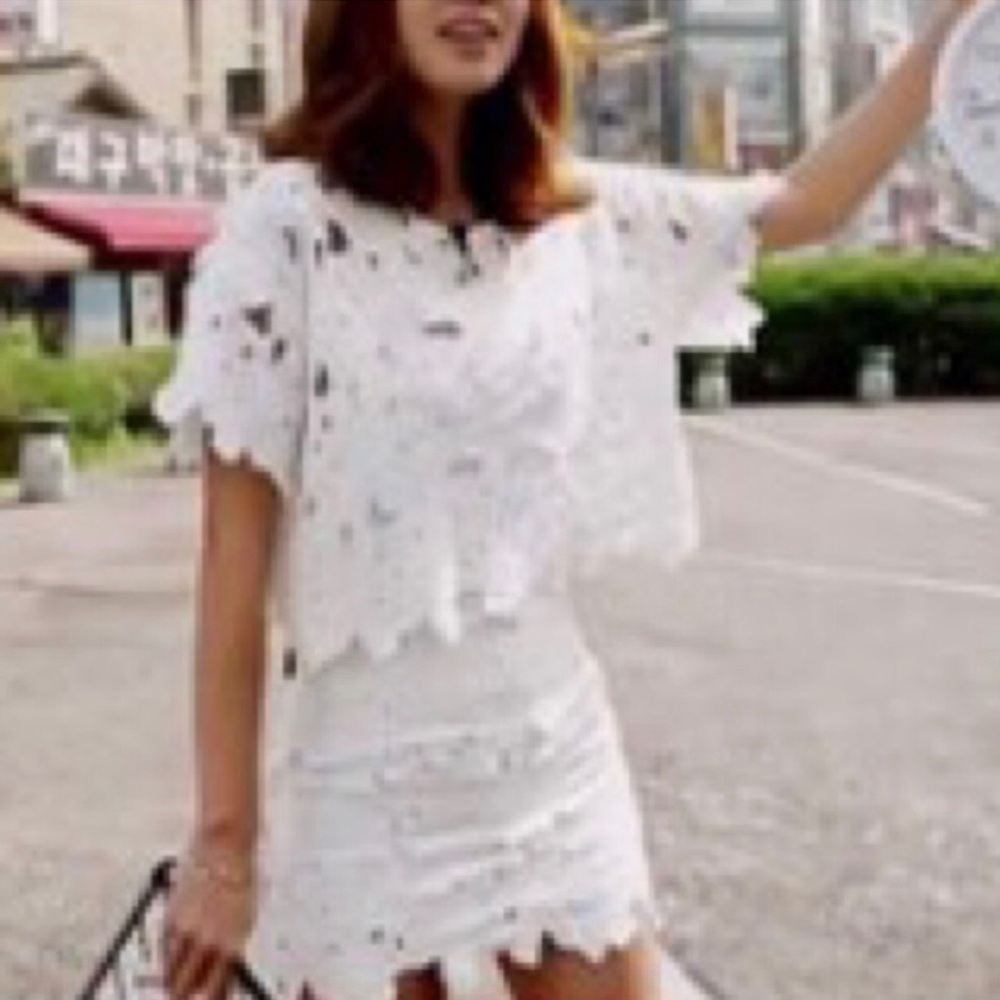 Embroidered crop top abs mini skirt